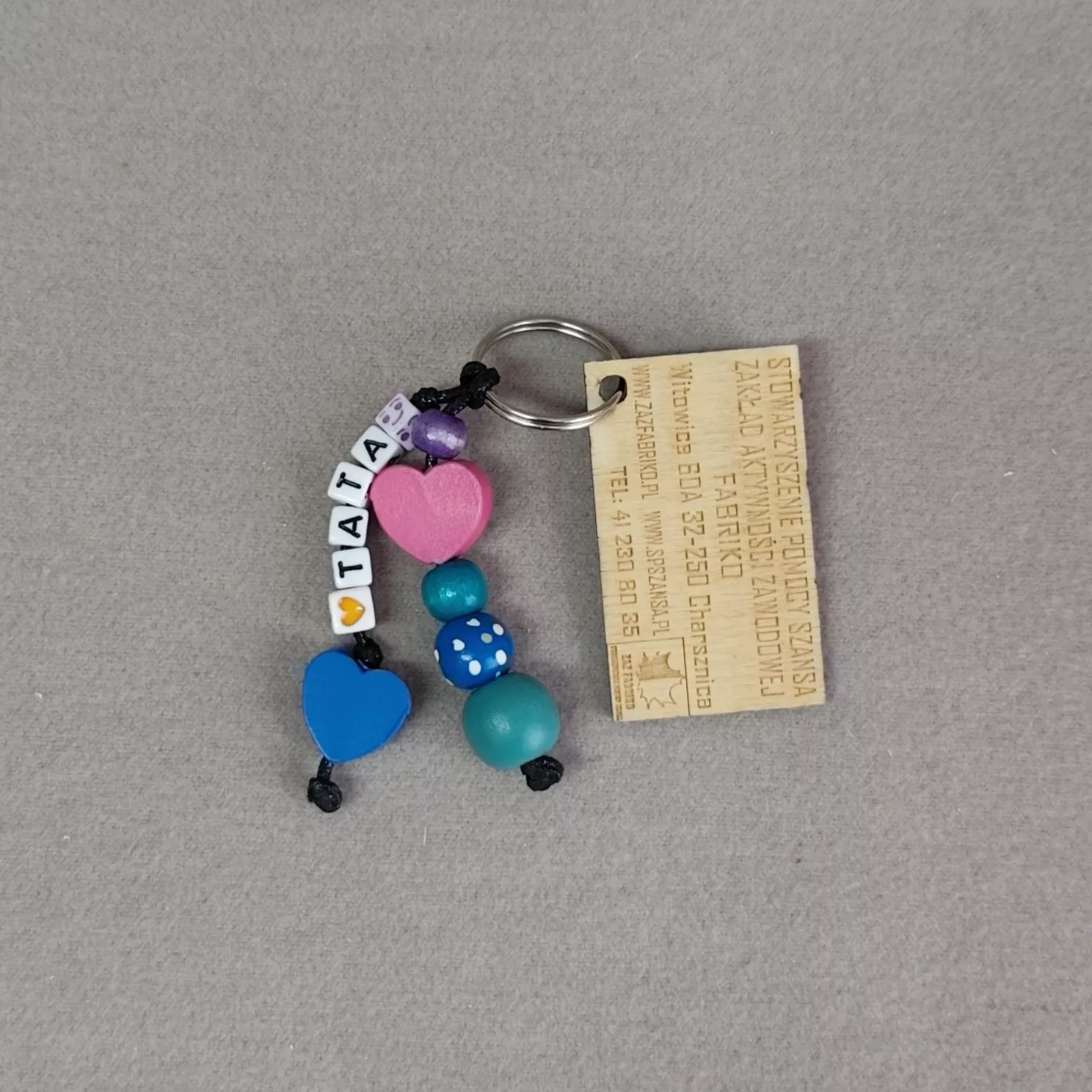 Breloki z napisem Mama i Tata