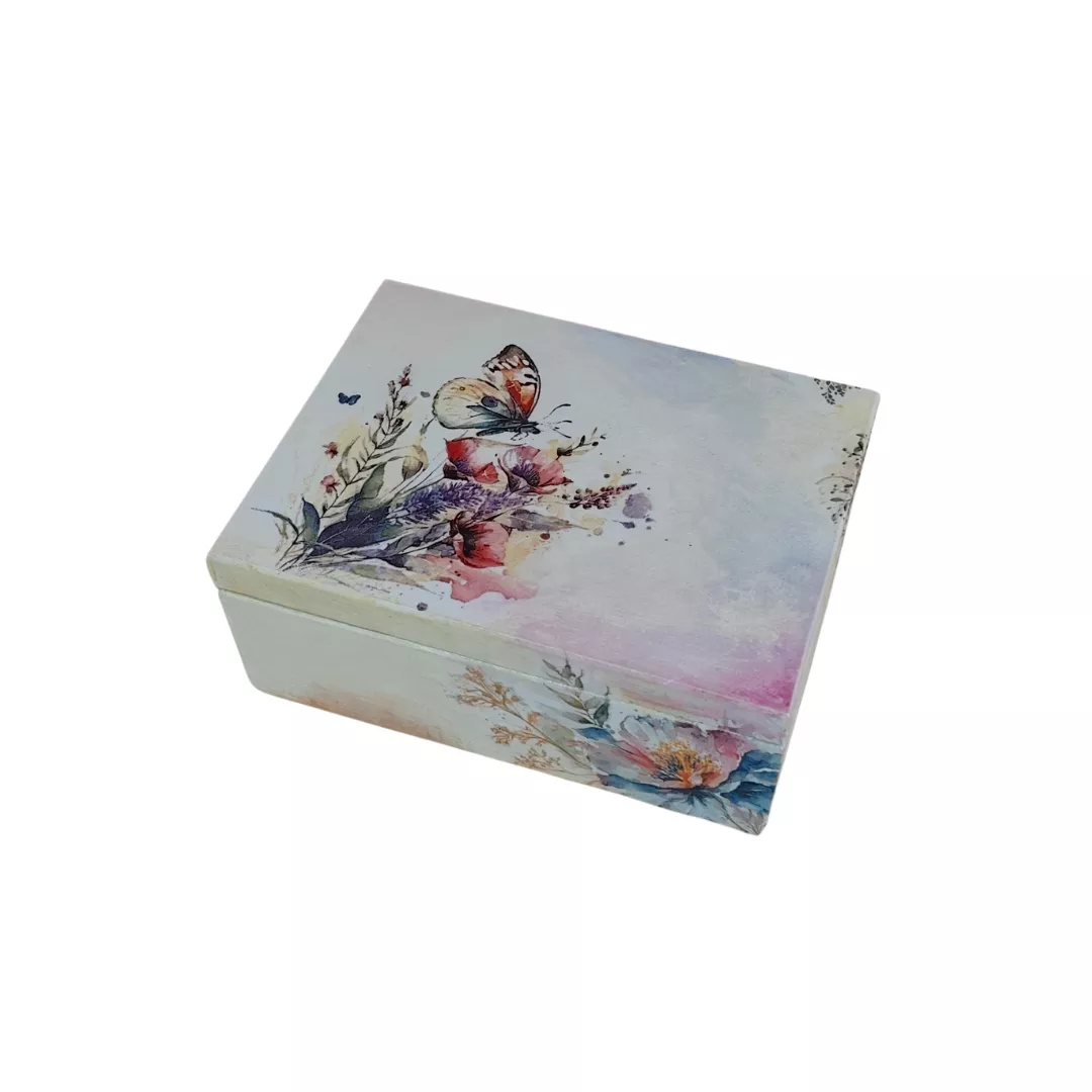 Drewniane pudełko decoupage motyl w ogrodzie L